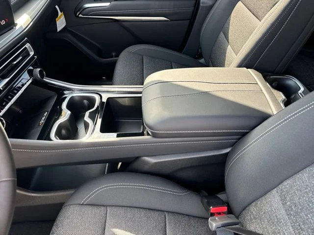 New 2027 White Chevrolet LT image 15