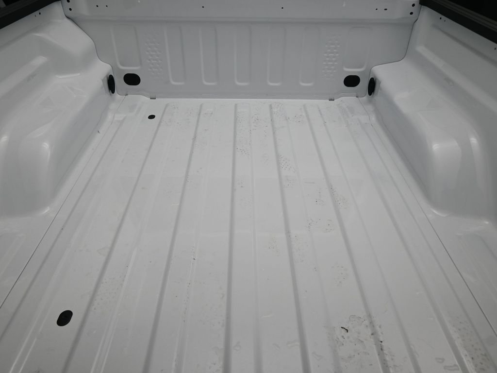 New 2025 Bright White Clear-Coat Exterior Paint Jeep Sport S image 24