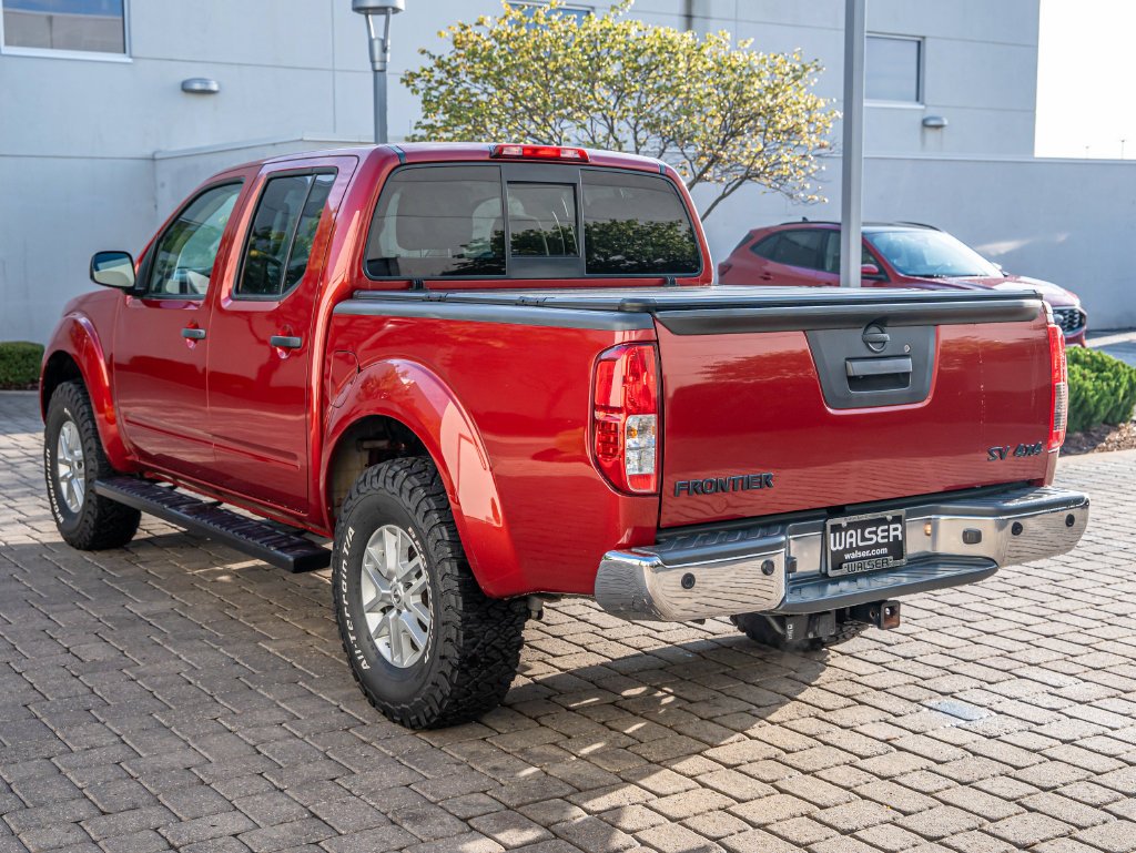 Used 2018 Lava Red Nissan SV image 6