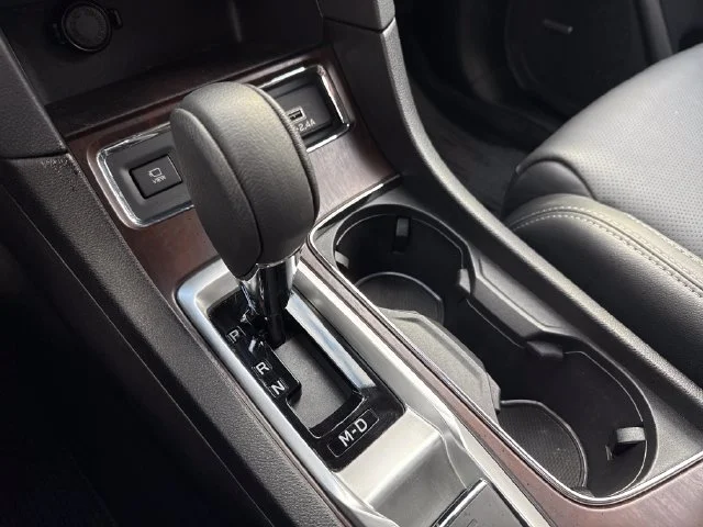 Used 2025 Ice Silver Metallic Subaru Touring image 27