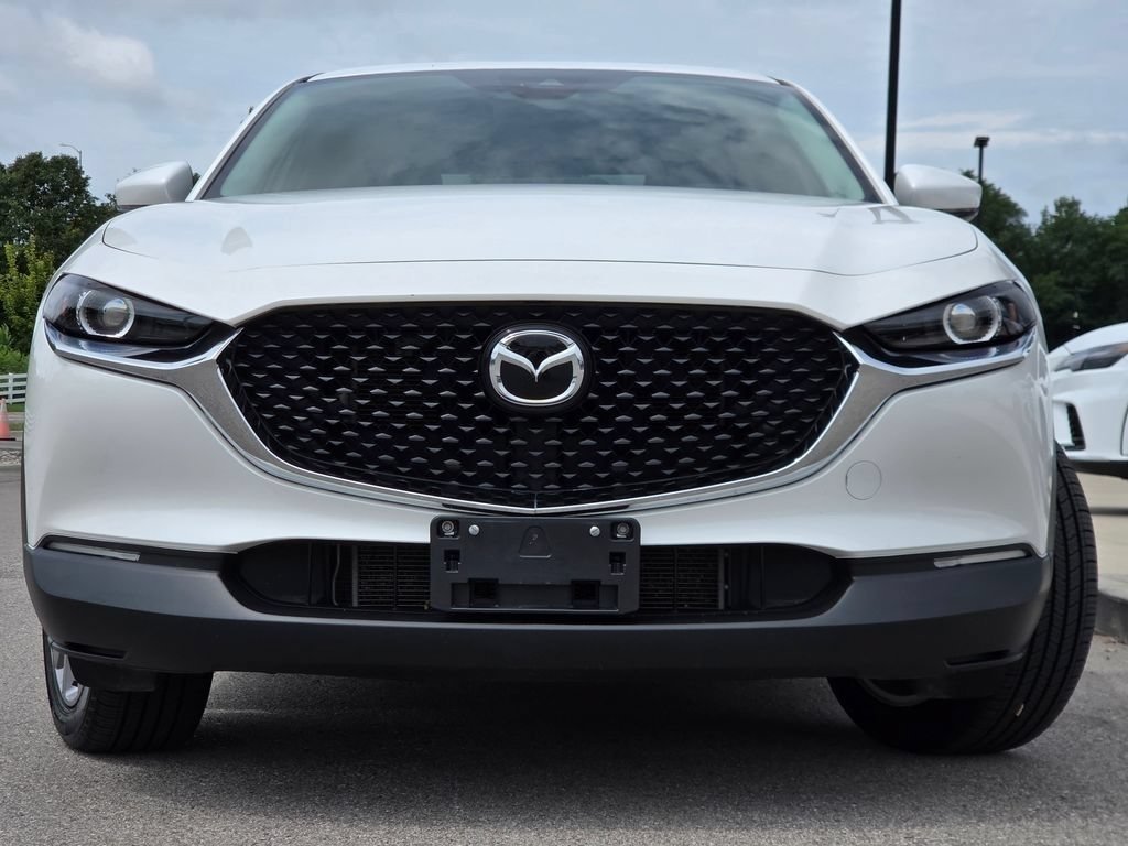 Used 2021 Snowflake White Pearl Mica Mazda Select image 3