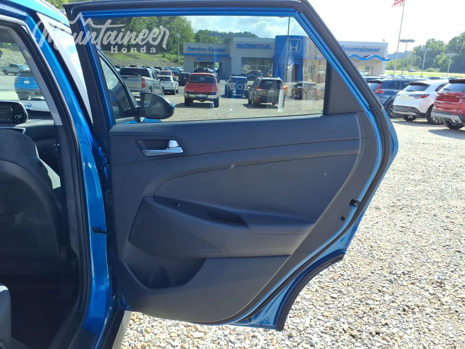 Used 2019 Aqua Blue Hyundai Value image 19