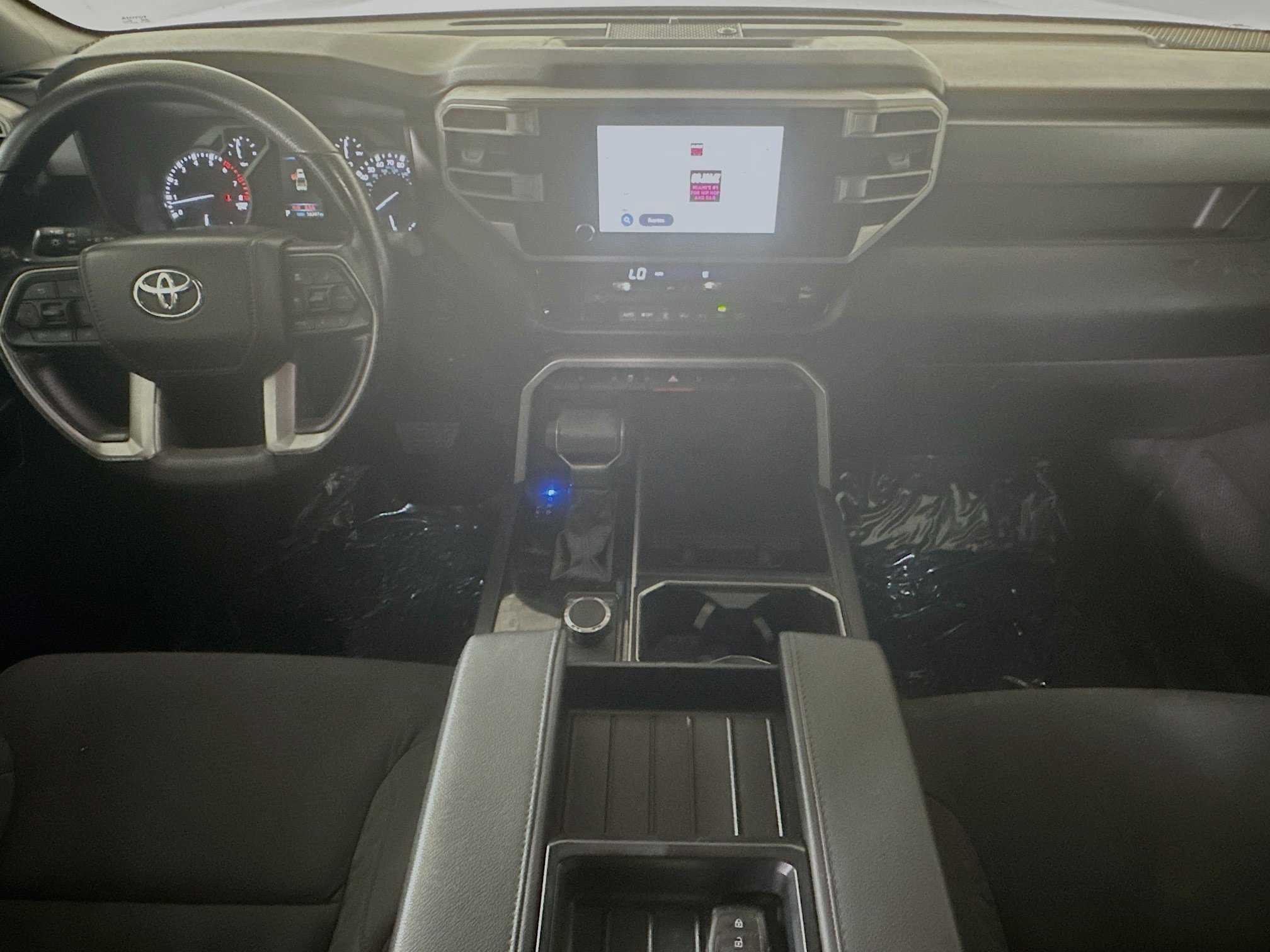 Used 2025 Ice Toyota SR5 image 27