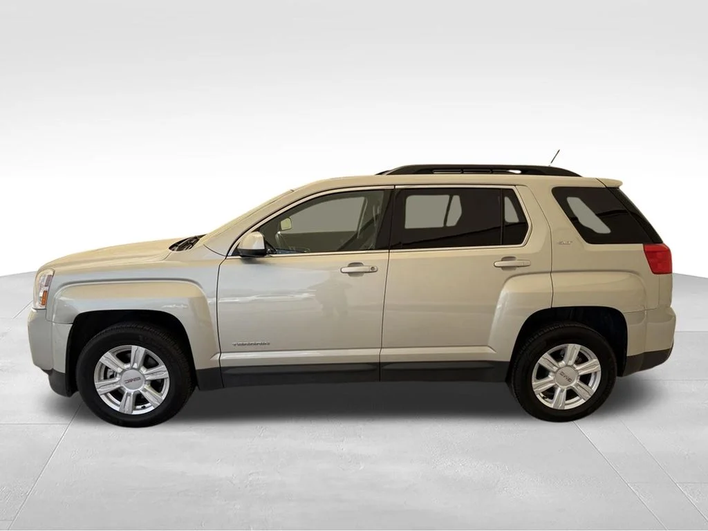 Used 2015 Champagne Silver Metallic GMC SLT-1 image 6