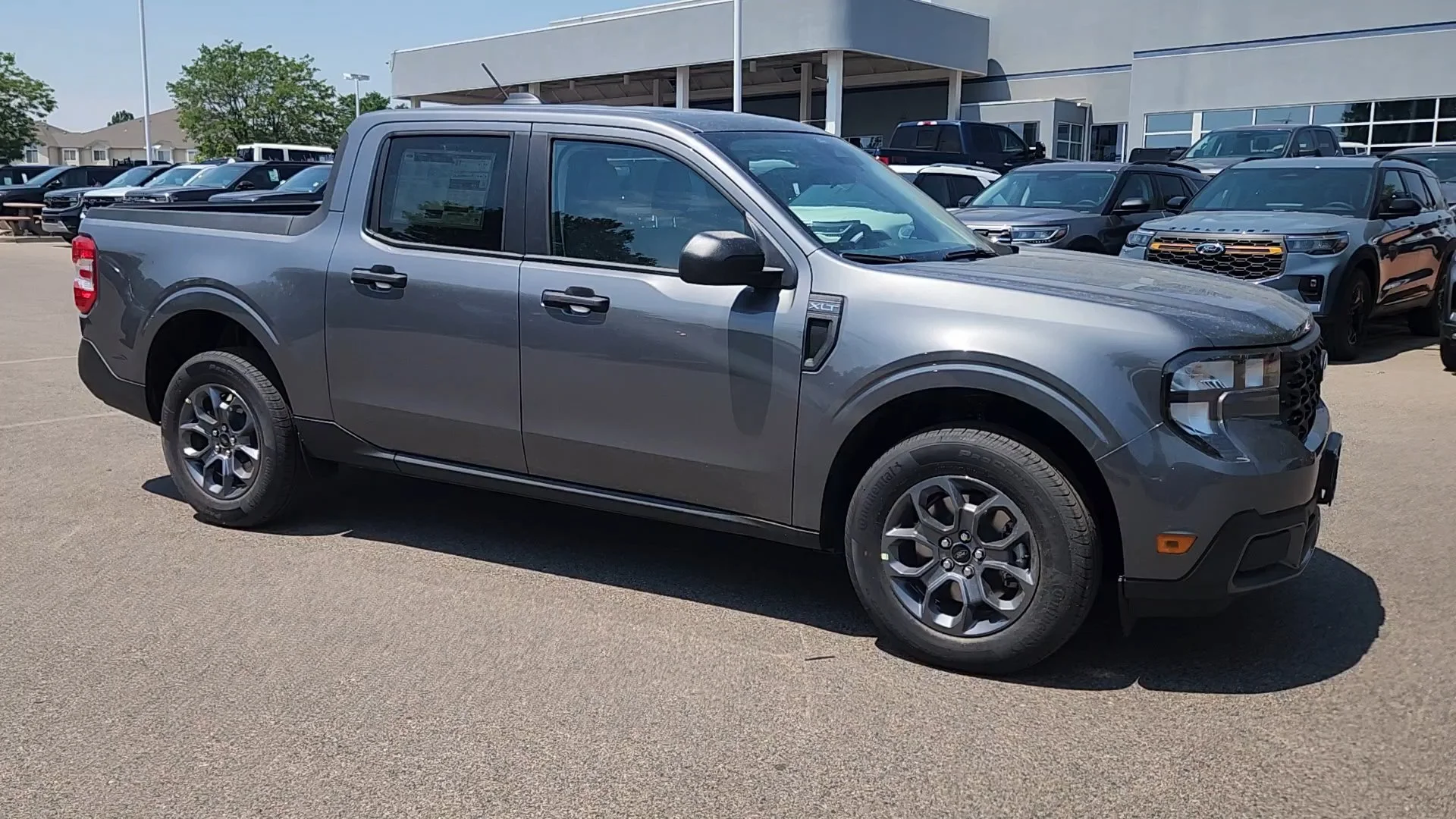 New 2026 Carbonized Gray Metallic Ford XLT image 13