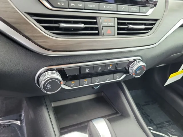 New 2026 Gray Nissan 2.5 SV image 27