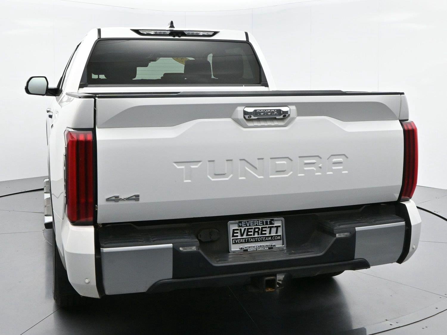 Used 2023 Ice Cap Toyota Limited image 6
