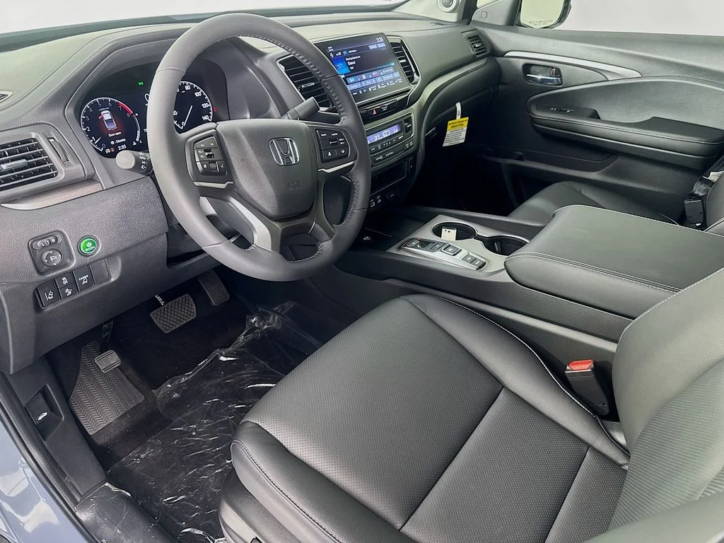 New 2026 Sonic Gray Pearl Honda RTL image 15