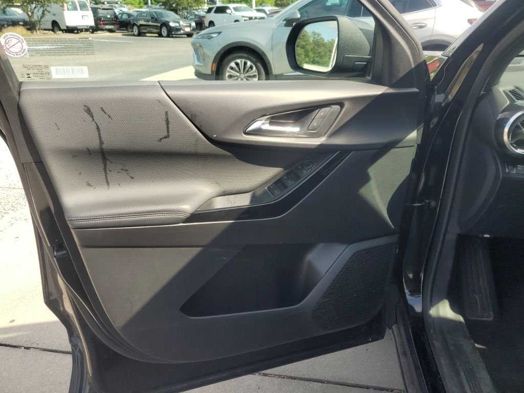 Used 2025 Black Chevrolet LT image 16