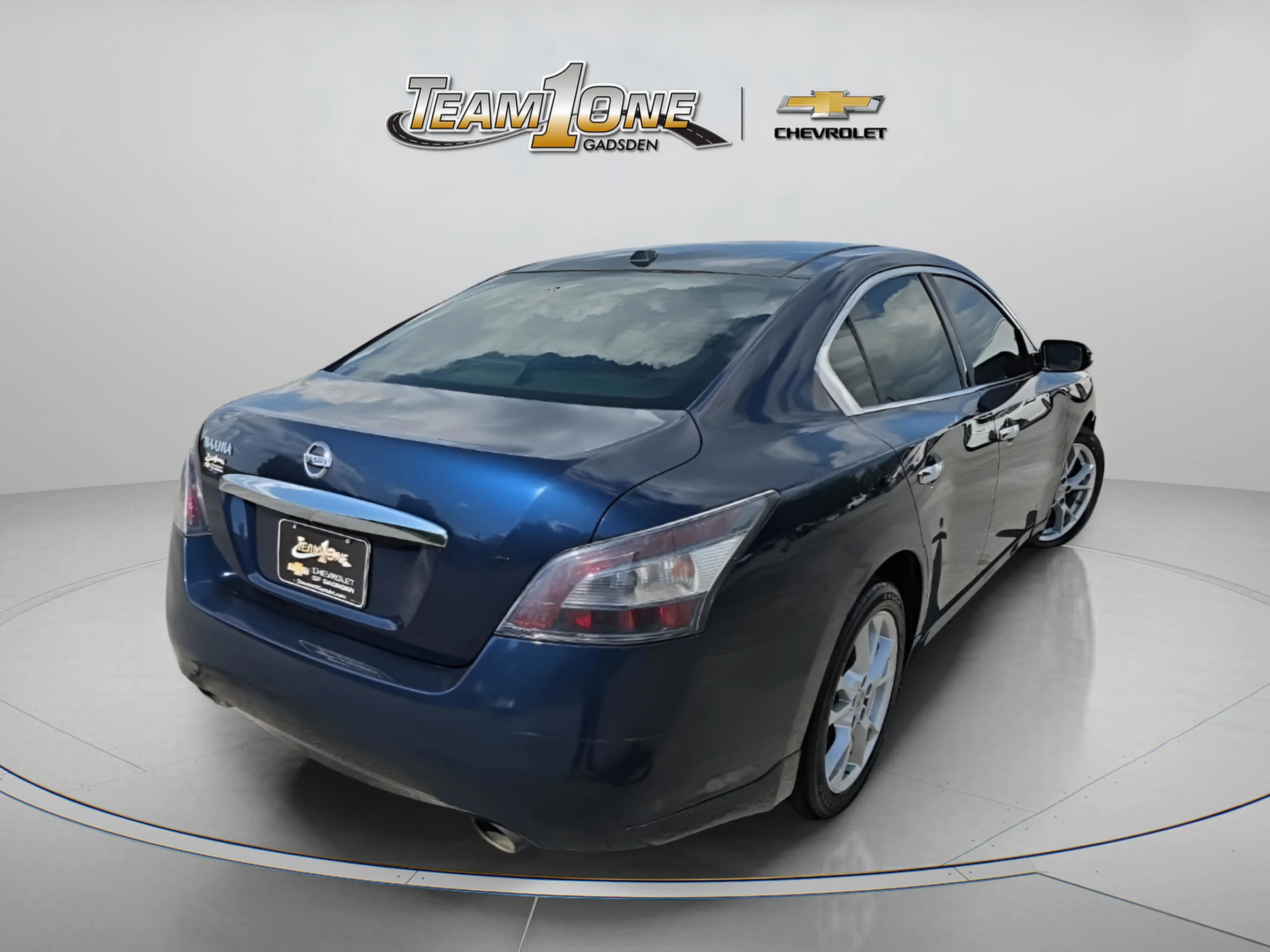 Used 2013 Blue Nissan 3.5 SV image 3