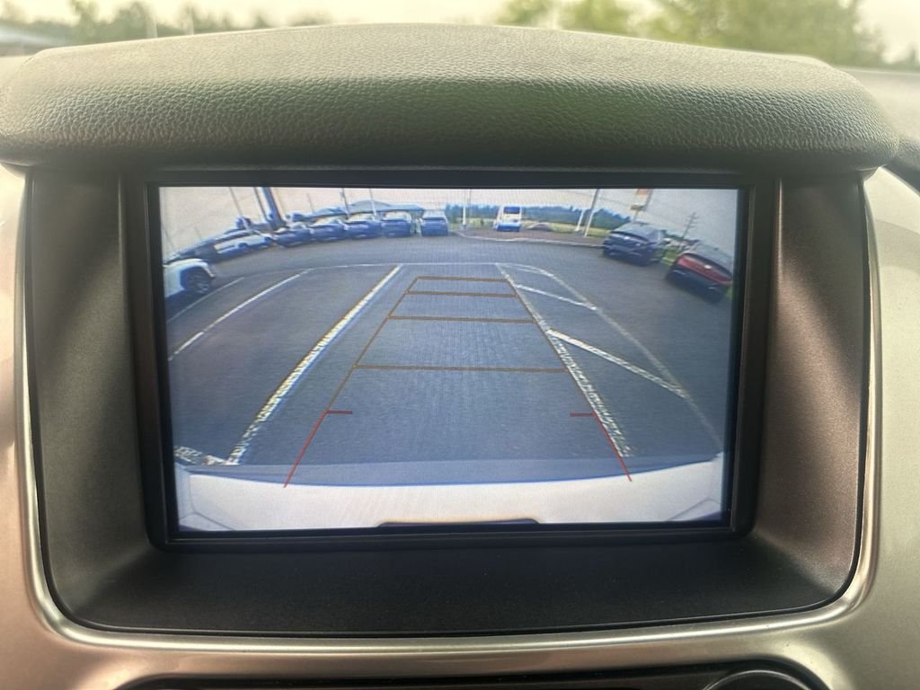 Used 2019 White Chevrolet LT image 24