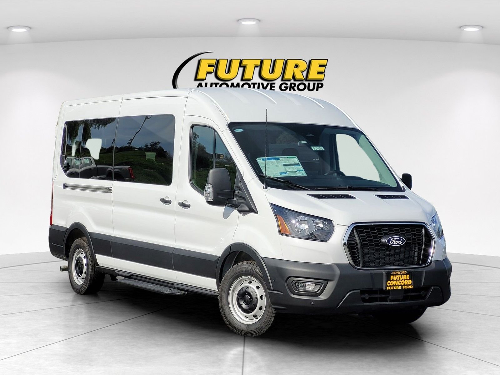 2026 Ford Transit 350 XL Med Roof Sliding Pass. 148's photo