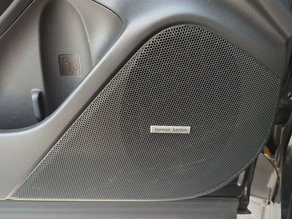 Used 2020 Black Subaru Touring image 19