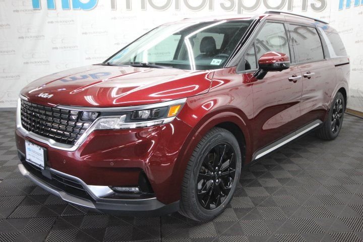 2022 Kia Sedona SX's photo