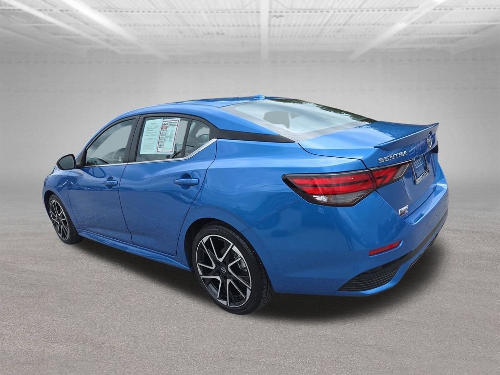 Used 2025 Electric Blue Metallic Nissan SR image 4