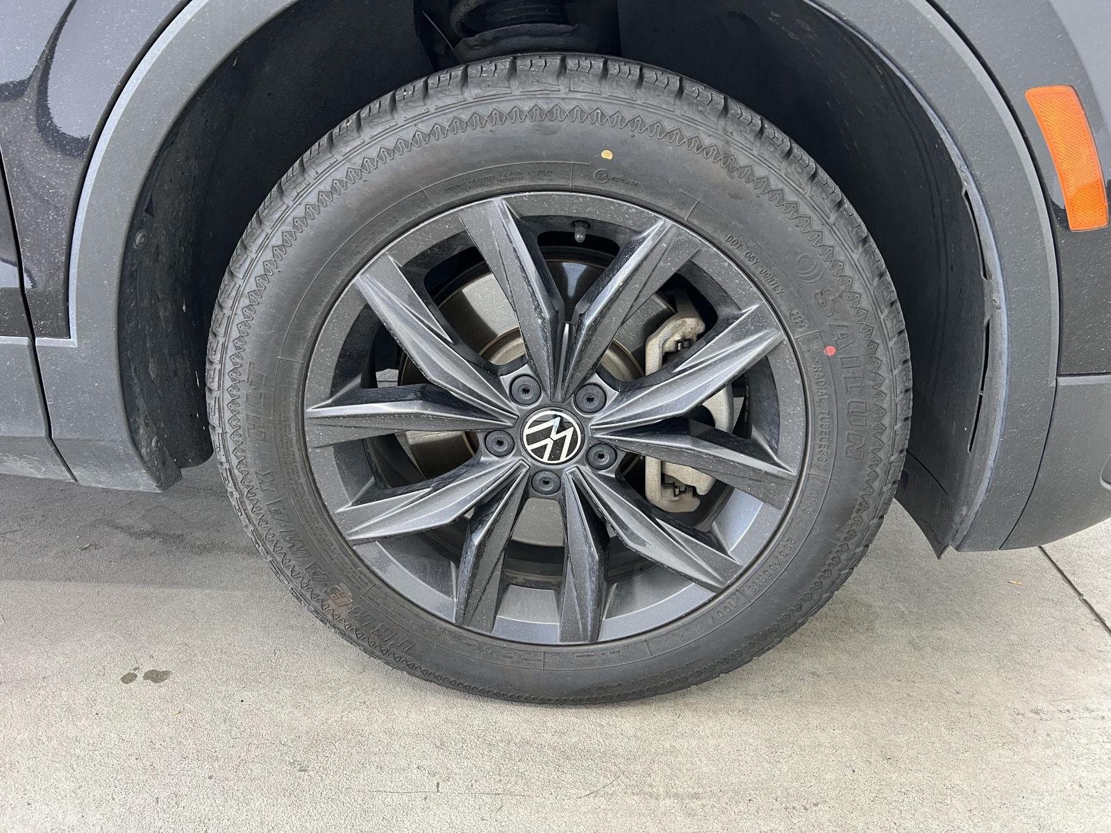 2022 Volkswagen Tiguan SE - Photo 8