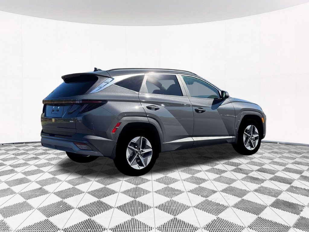 New 2026 Gray Hyundai SEL Premium image 12