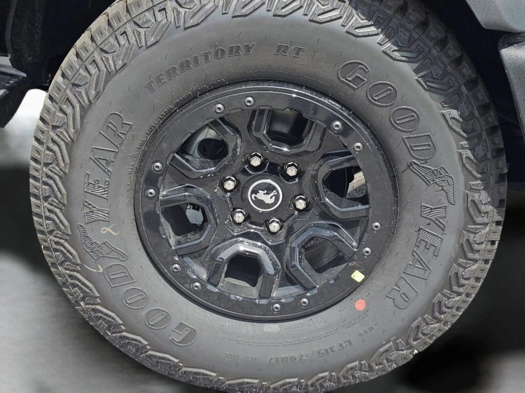 New 2026 Avalanche Ford Outer Banks image 21