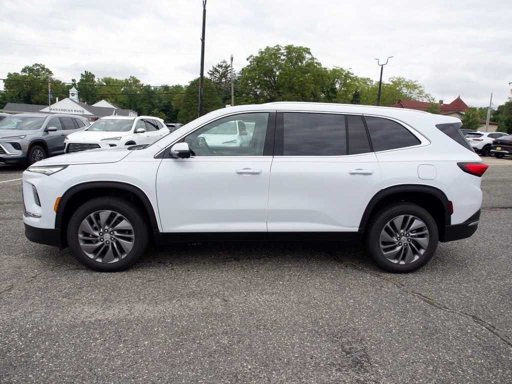 New 2027 Iridescent White Tricoat Buick Preferred image 4