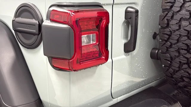 New 2027 Earl Clear-Coat Paint Jeep Willy