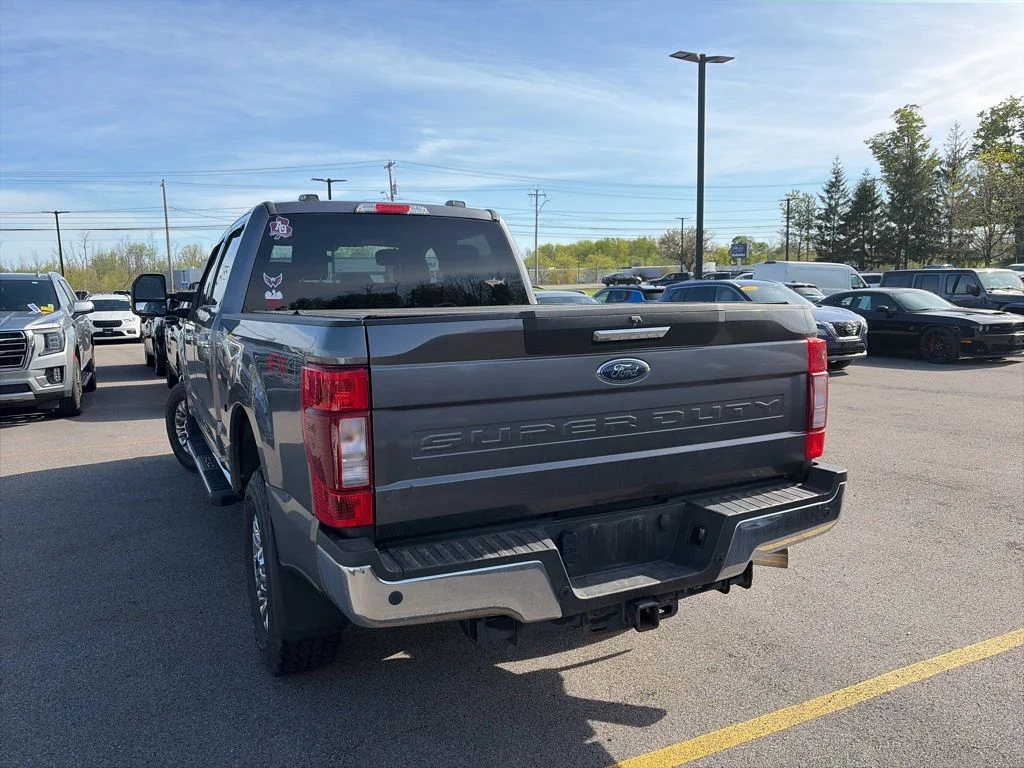 Used 2021 Gray Ford XLT image 3