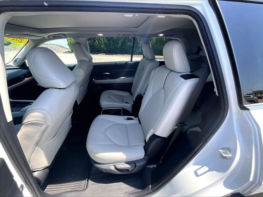 Used 2024 Beige Toyota Platinum image 15