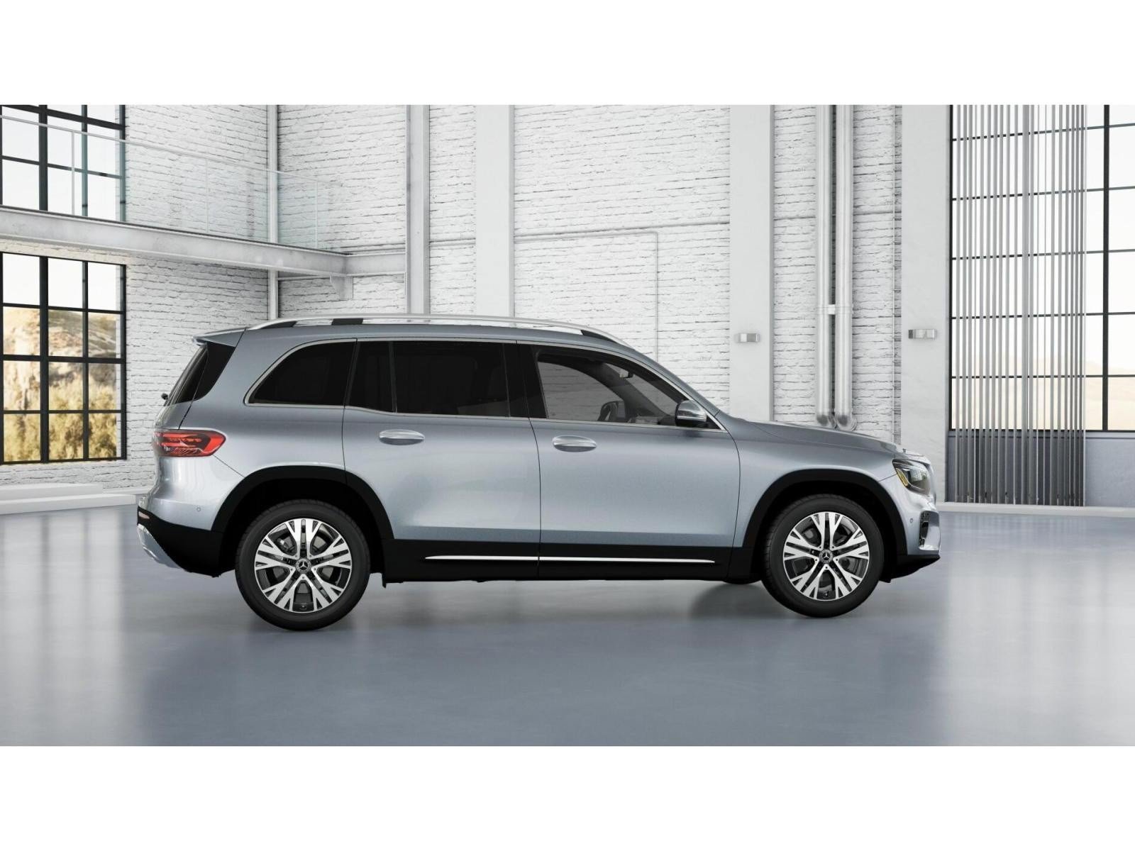 New 2026 Cirrus Silver Metallic Mercedes-Benz GLB 250 4D Sport Utility 4MATIC® image 18