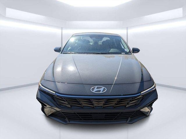 New 2026 Gray Hyundai SEL Sport Premium image 9