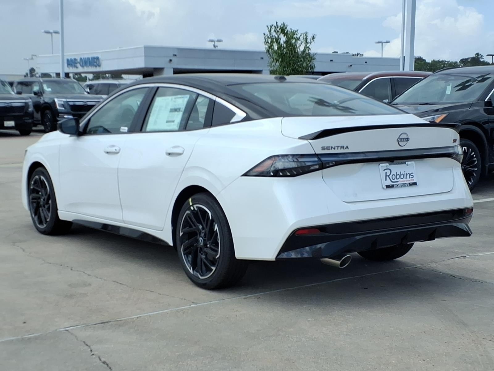 2026 Nissan Sentra SR White at Robbins Nissan