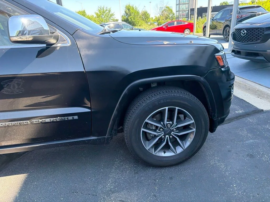 Used 2020 Black Jeep Limited image 22