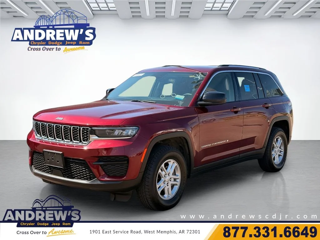 2024 Jeep Grand Cherokee Laredo 4x4's photo