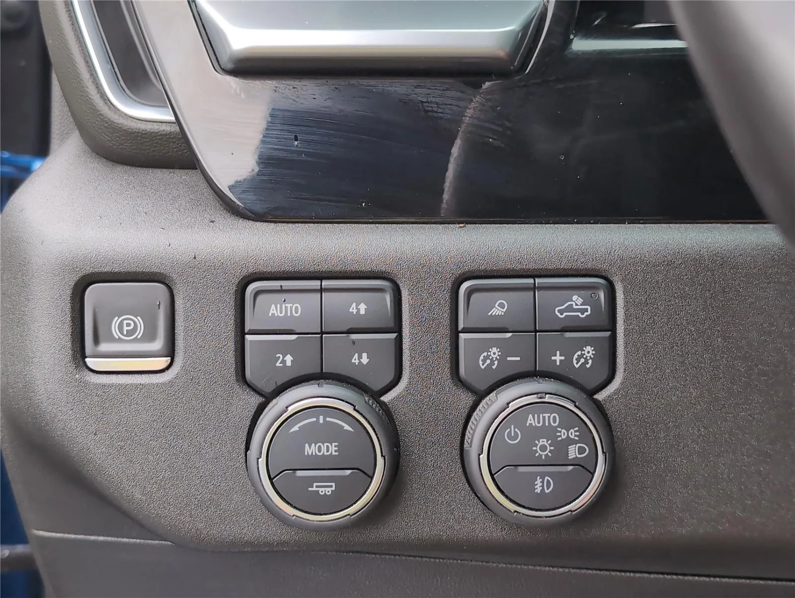 Used 2022 Glacier Blue Metallic Chevrolet LTZ image 27