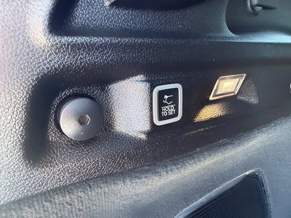 Used 2023 Red Jeep Overland image 28