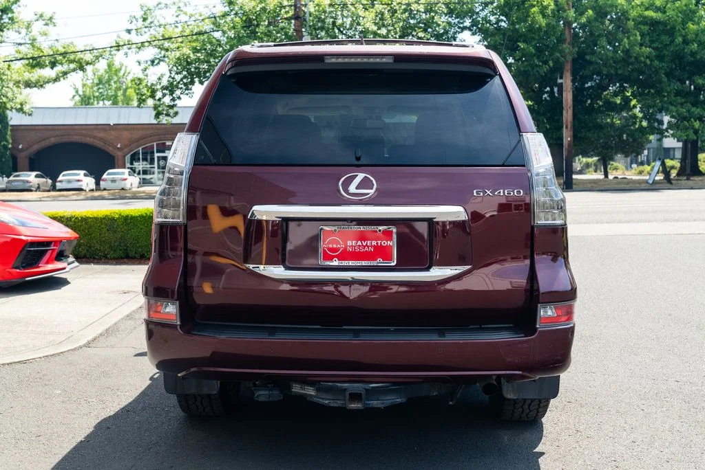 Used 2016 Red Lexus 460 Luxury image 6