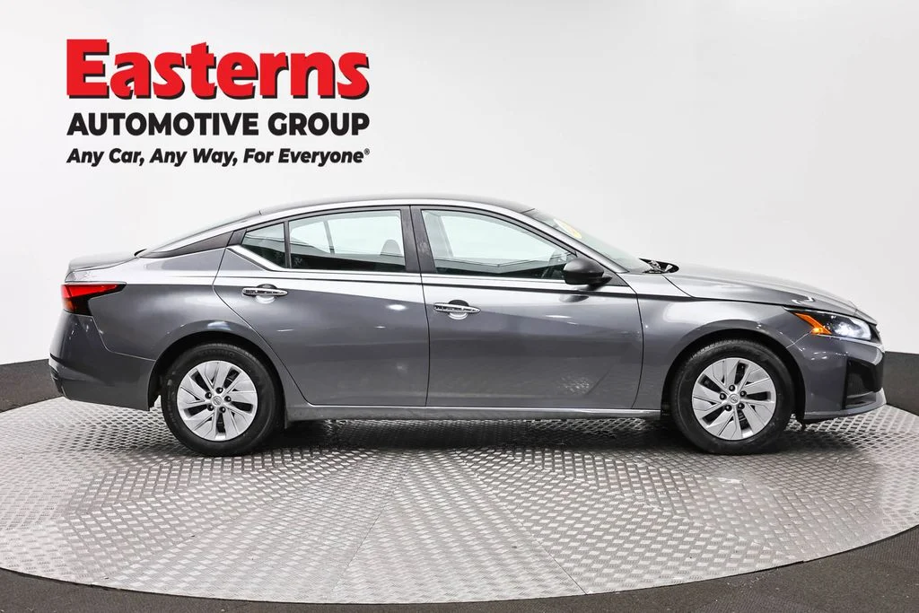Used 2024 Gray Nissan 2.5 S image 4