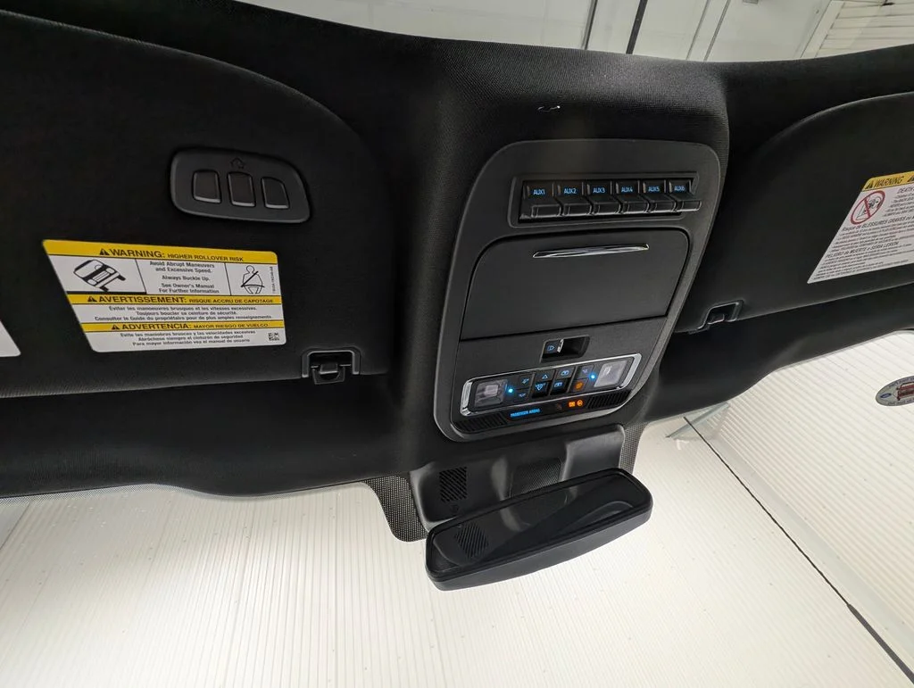 New 2026 Star White Metallic Tri-Coat Ford F-450® Platinum® image 7