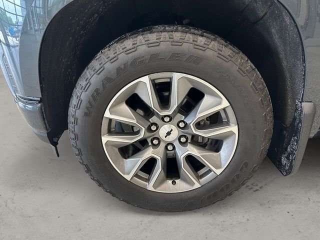 Used 2019 Gray Chevrolet RST image 14