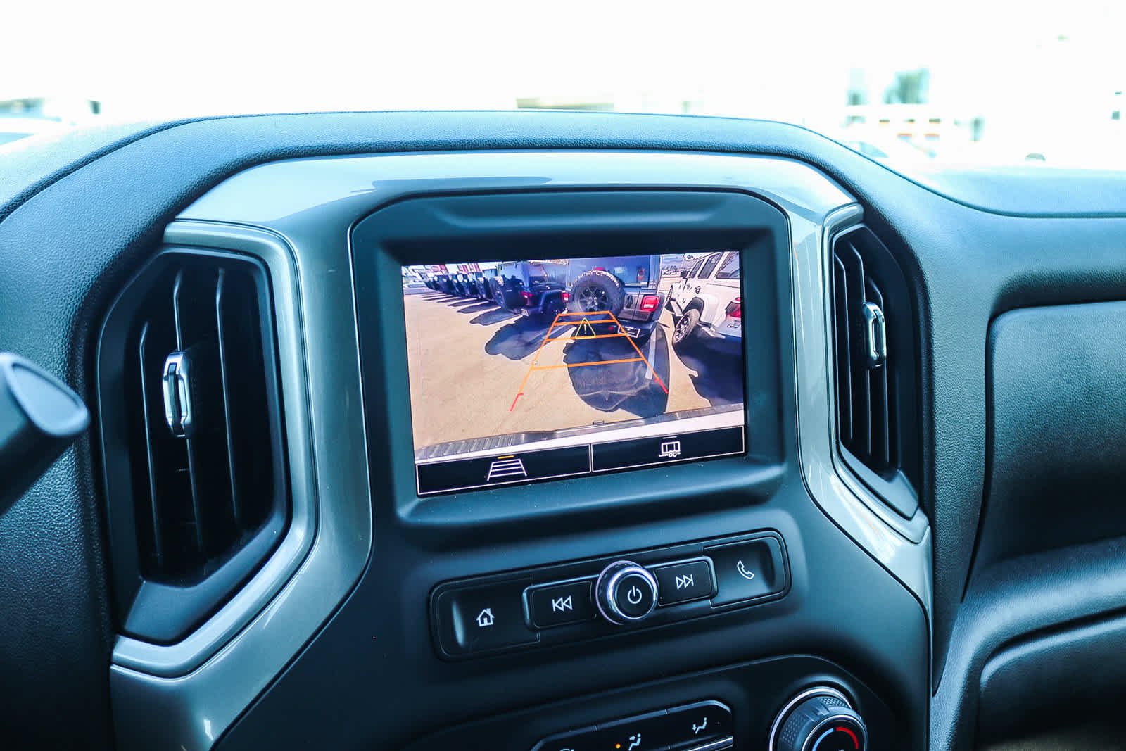 Used 2024 Summit White Chevrolet Custom image 25
