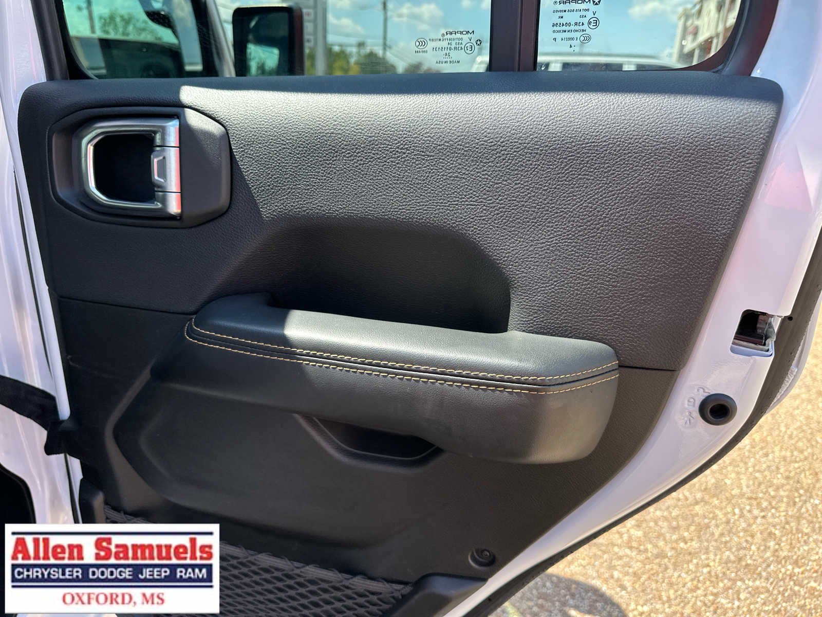 Certified Used 2025 Bright White Clearcoat Jeep Sahara image 43