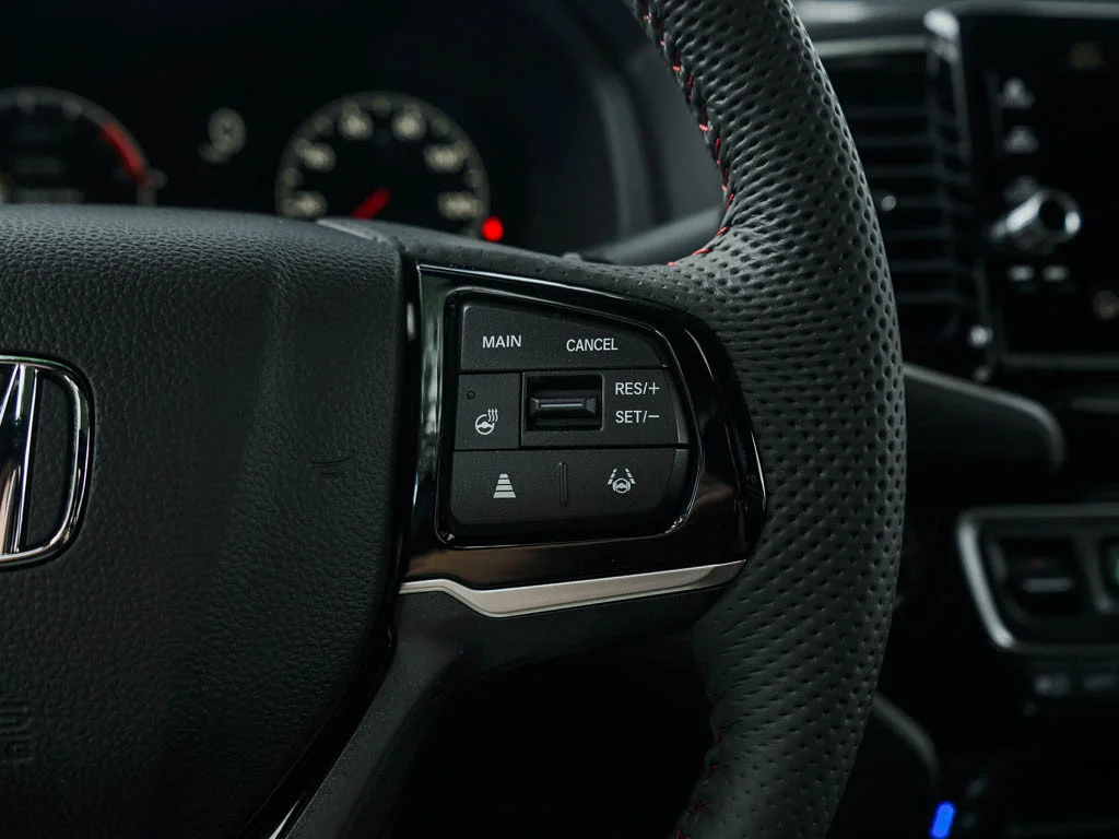 New 2026 Sonic Gray Pearl Honda Black Edition image 20