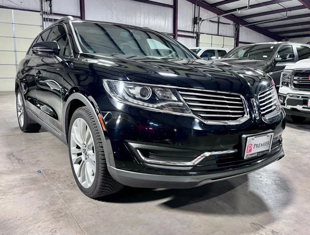 2016 Lincoln MKX Reserve FWD's photo