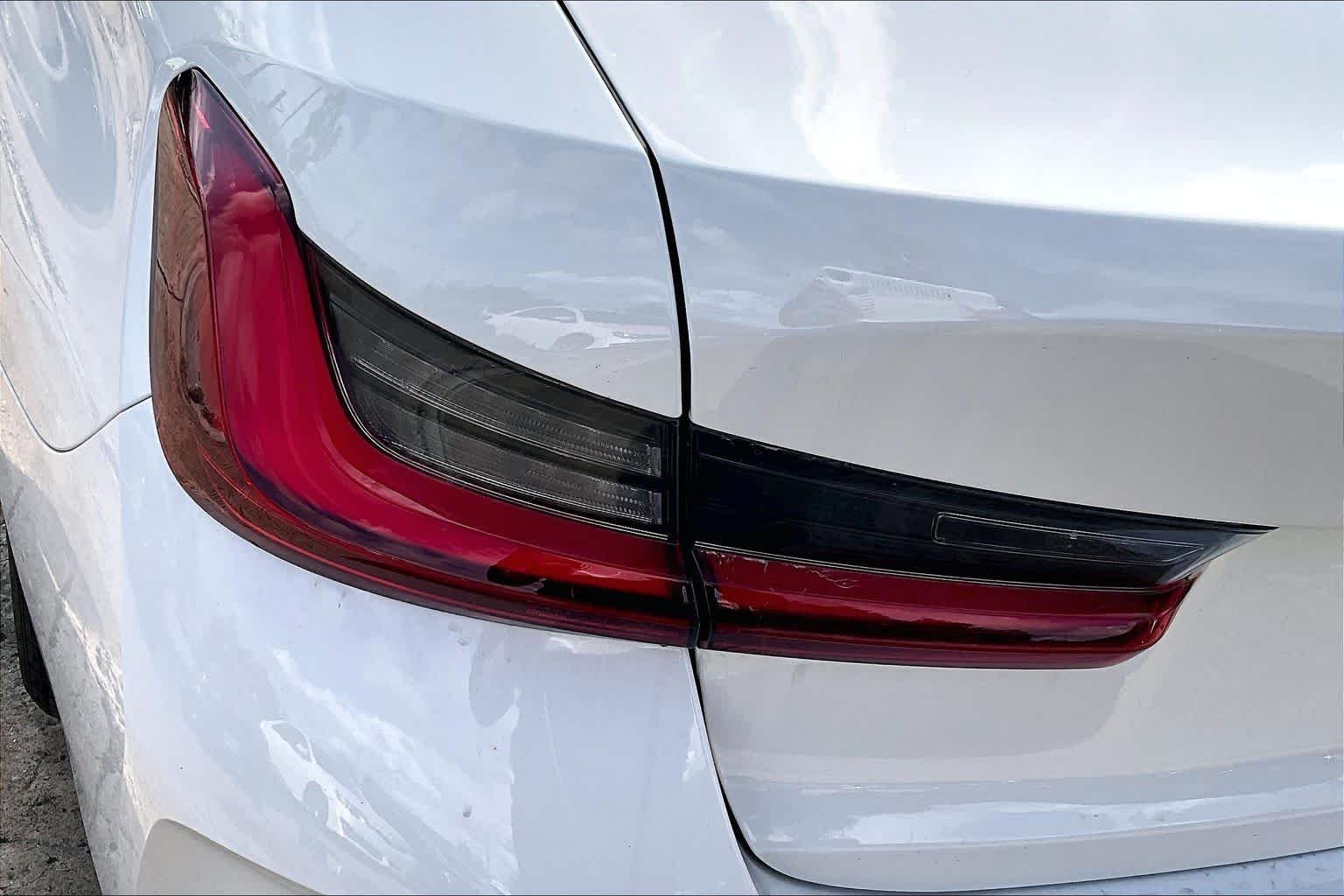 Used 2025 Alpine White BMW 330i image 15