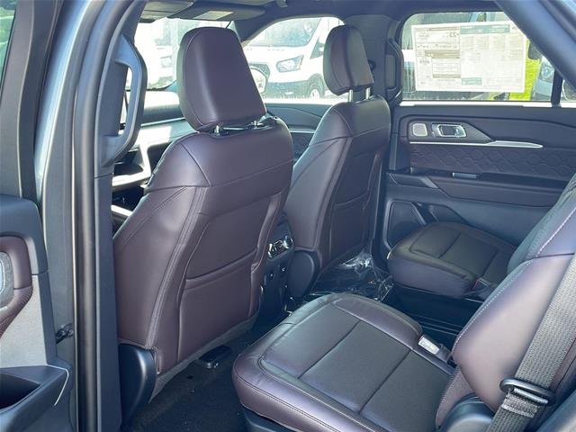 New 2026 Carbonized Gray Metallic Ford Platinum™ image 65