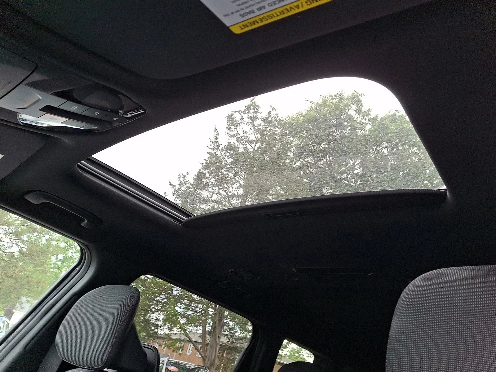 New 2027 Ebony Black Kia S image 7
