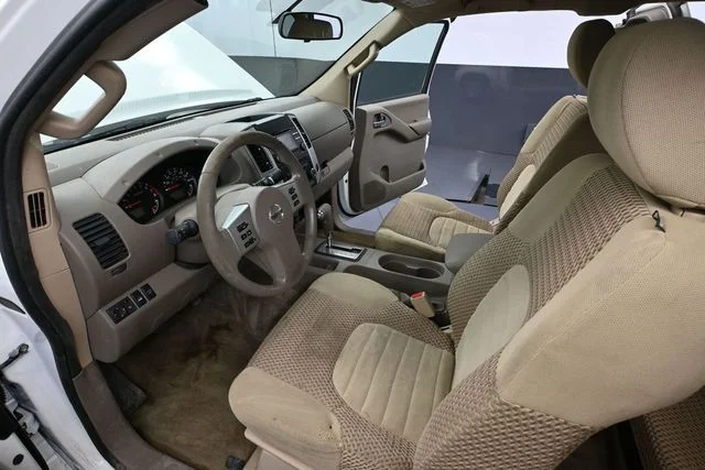 2014 Nissan Frontier SV - Photo 19