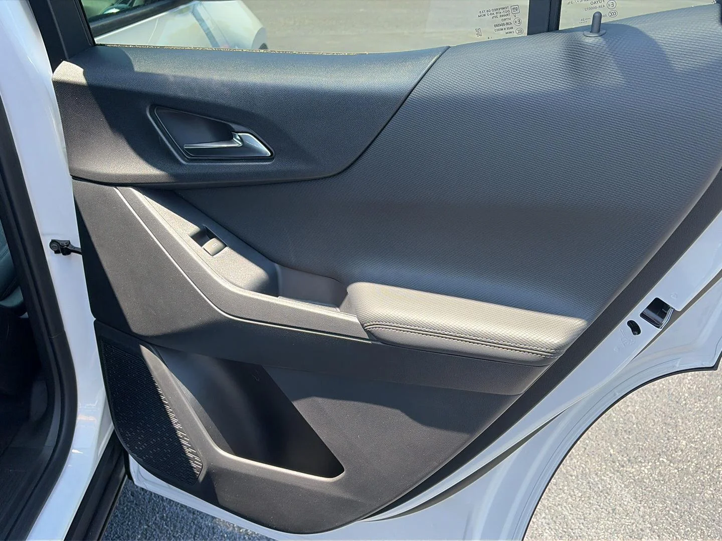 2027 Chevrolet Equinox LT - Photo 16