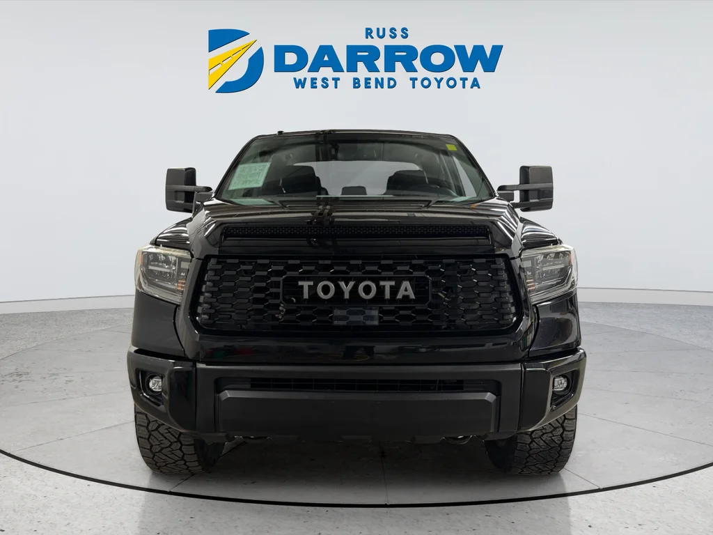 Used 2018 Black Toyota SR5 image 8