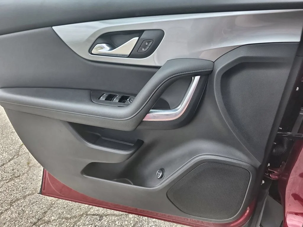 Used 2020 Red Chevrolet LT image 23