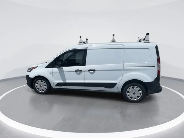 Used 2021 White Ford XL image 4