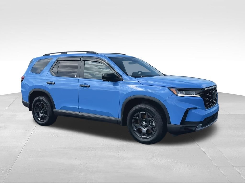 Used 2025 Blue Honda TrailSport image 2